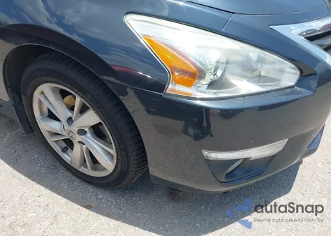 2015 Nissan Altima 2.5 Sv из США, поврежденный, VIN 1N4AL3AP6FC120827